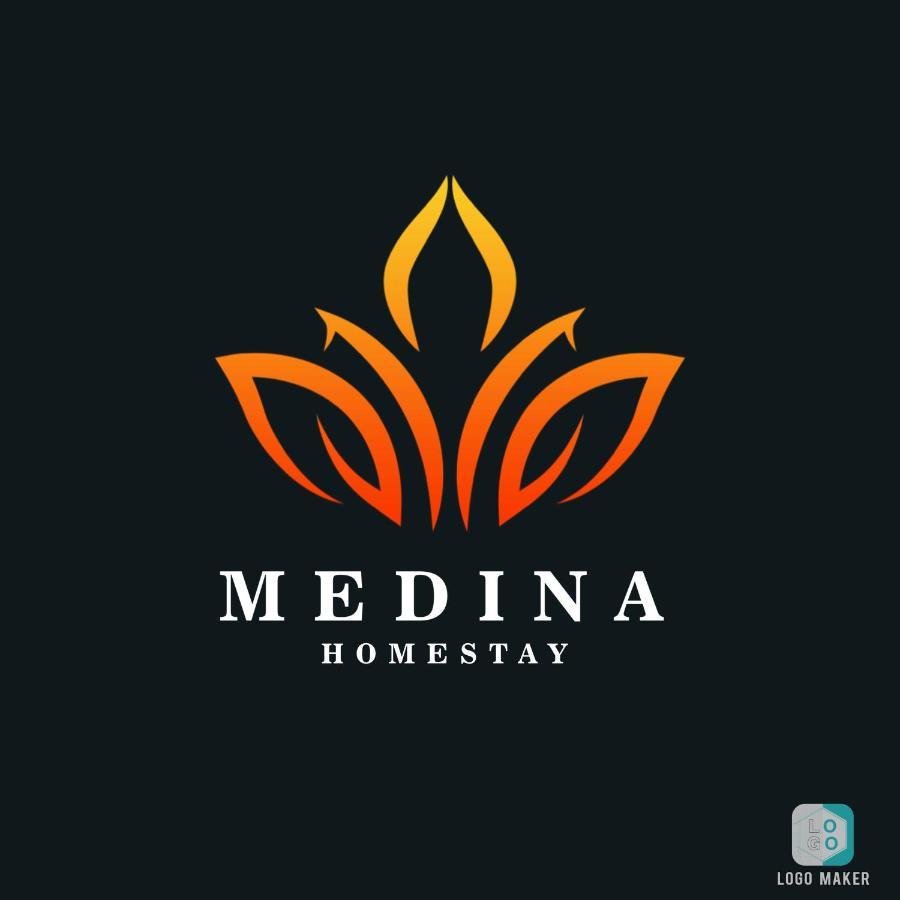 Medina Homestay Chukai Kemaman Exteriör bild